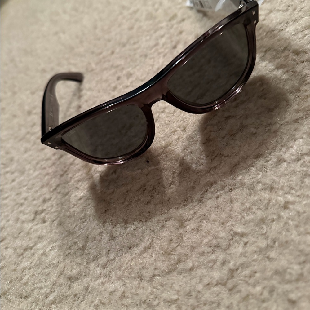 **Ray-Ban Wayfarer Reverse** - Picture 3 of 7
